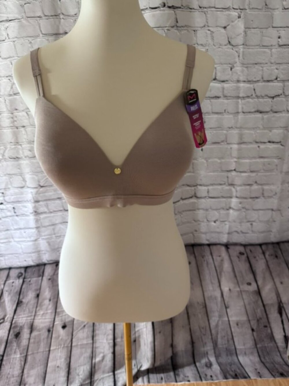 NWT Maidenform Everyday Luxe Wireless Convertible T-Shirt Bra 38D